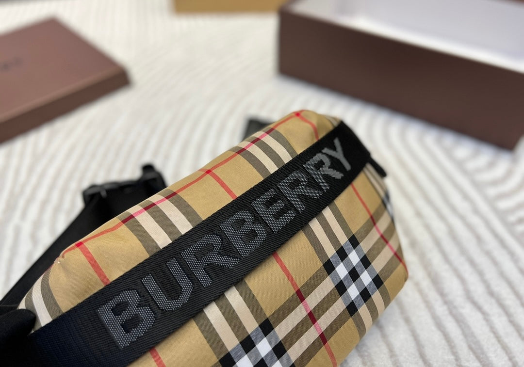 Riñonera Burberry