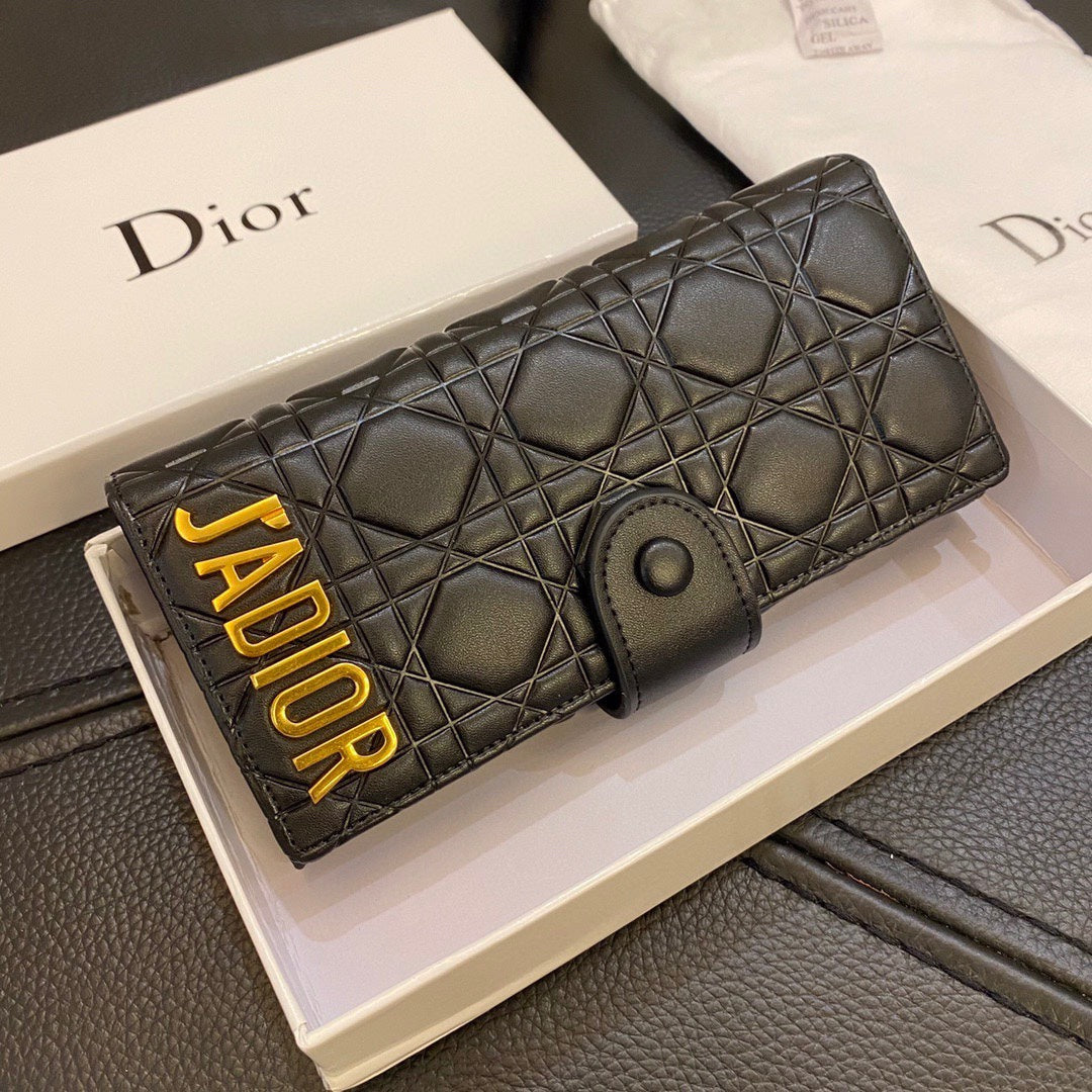 Dior Wallet