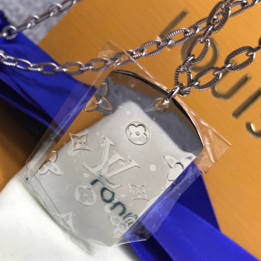 Louis Vuitton Men's Necklace