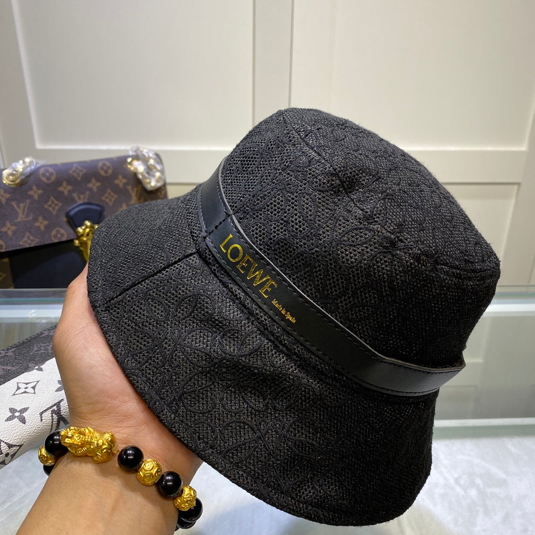 Loewe hat