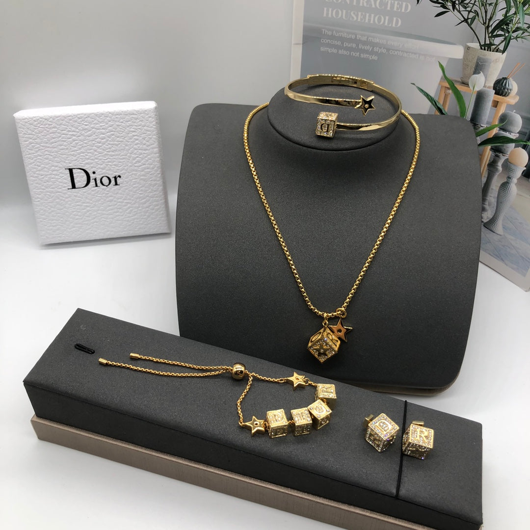 Set 4 piezas Dior