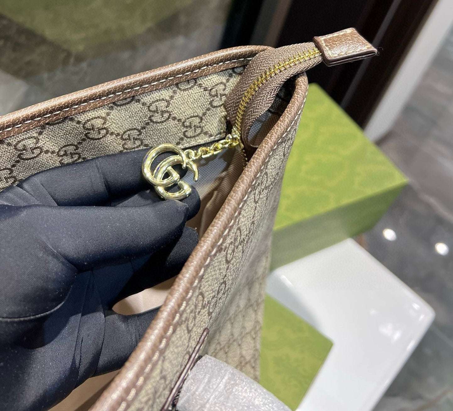 Gucci Shopper Bag