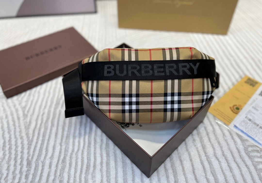 Riñonera Burberry