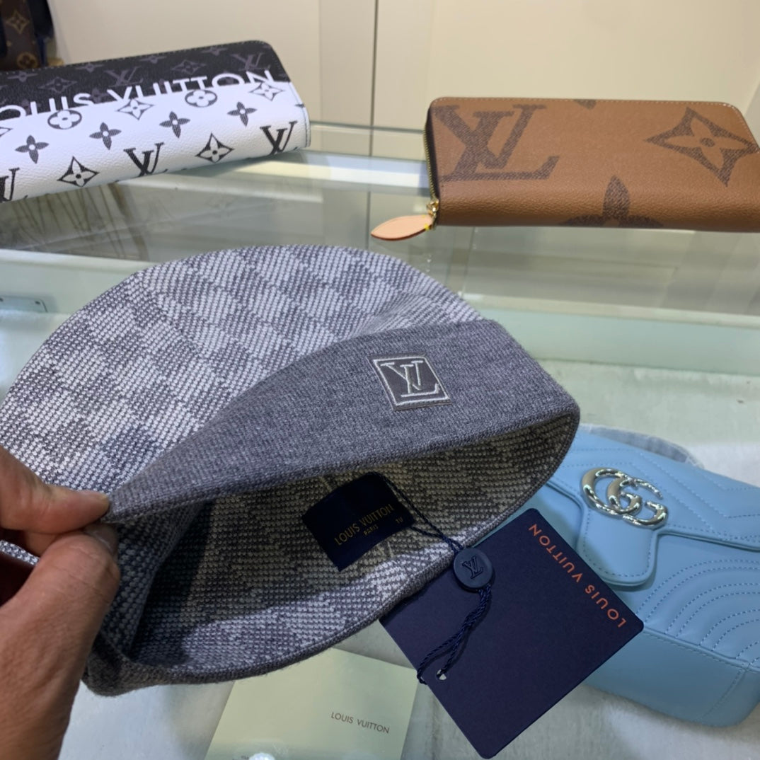 Louis Vuitton hat