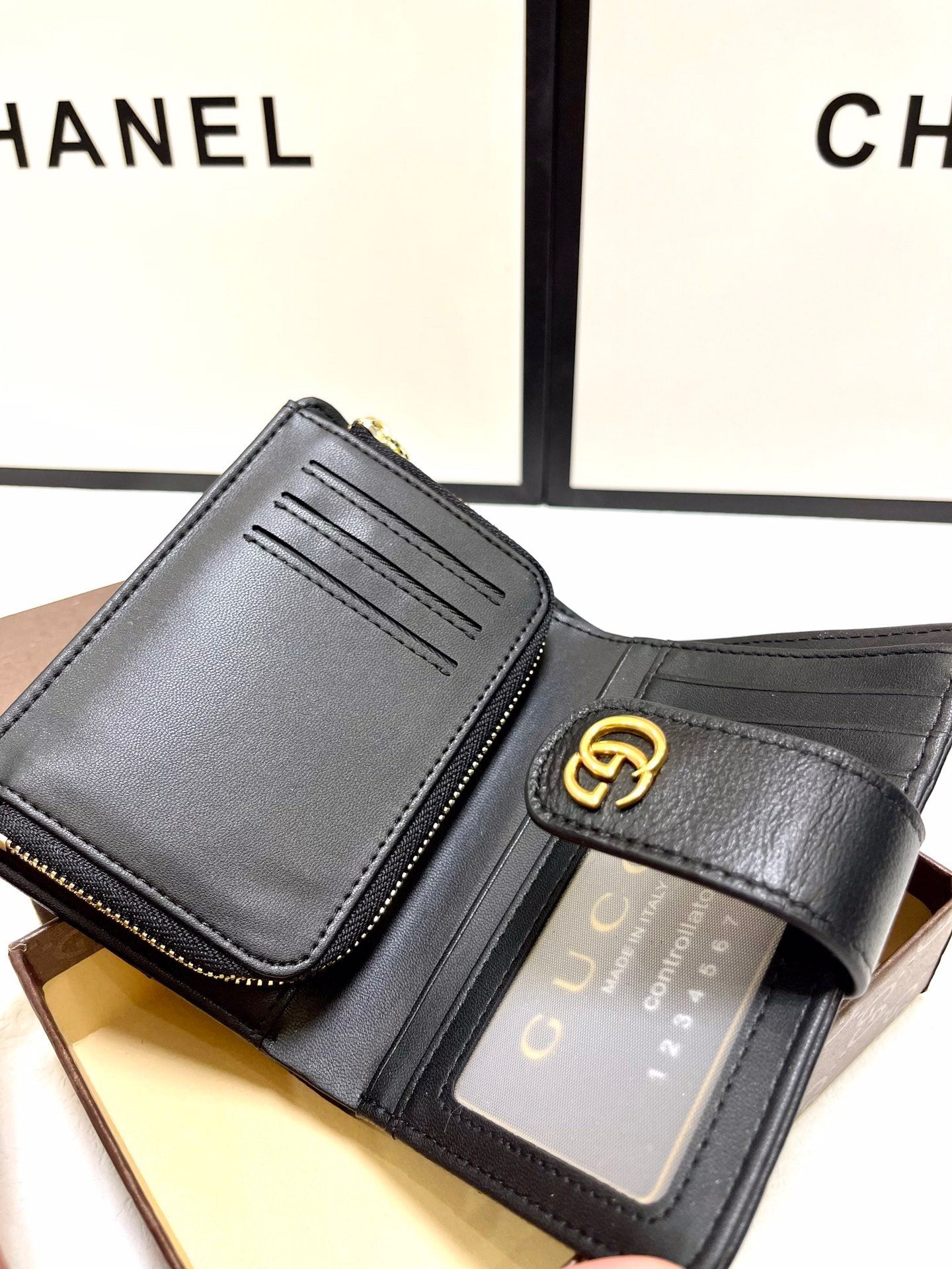 Gucci wallet