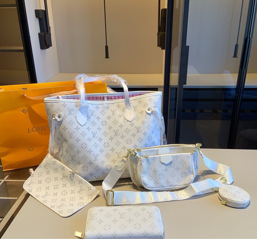 Set of 2 Bags + Louis Vuitton Wallet