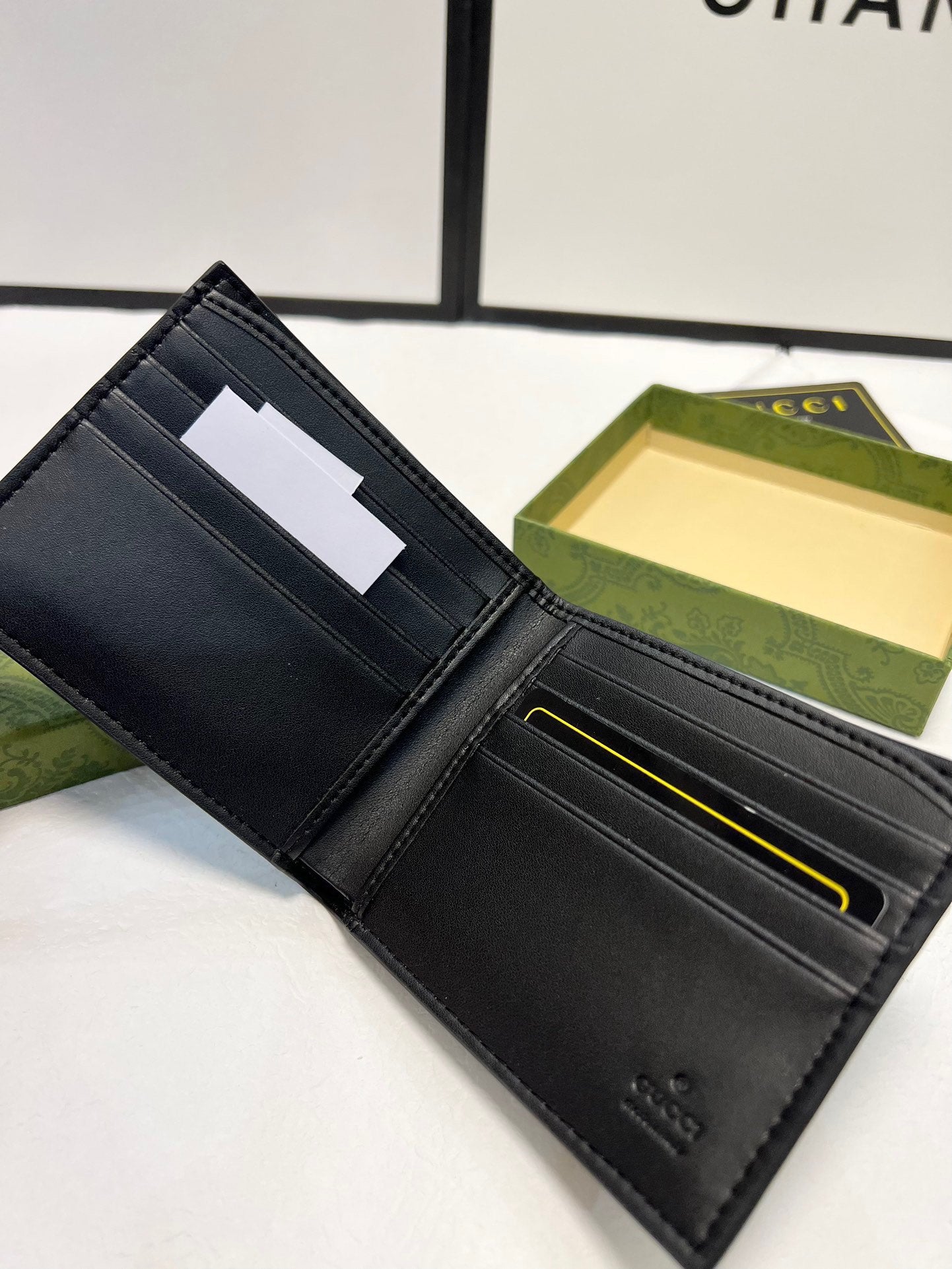 Gucci wallet